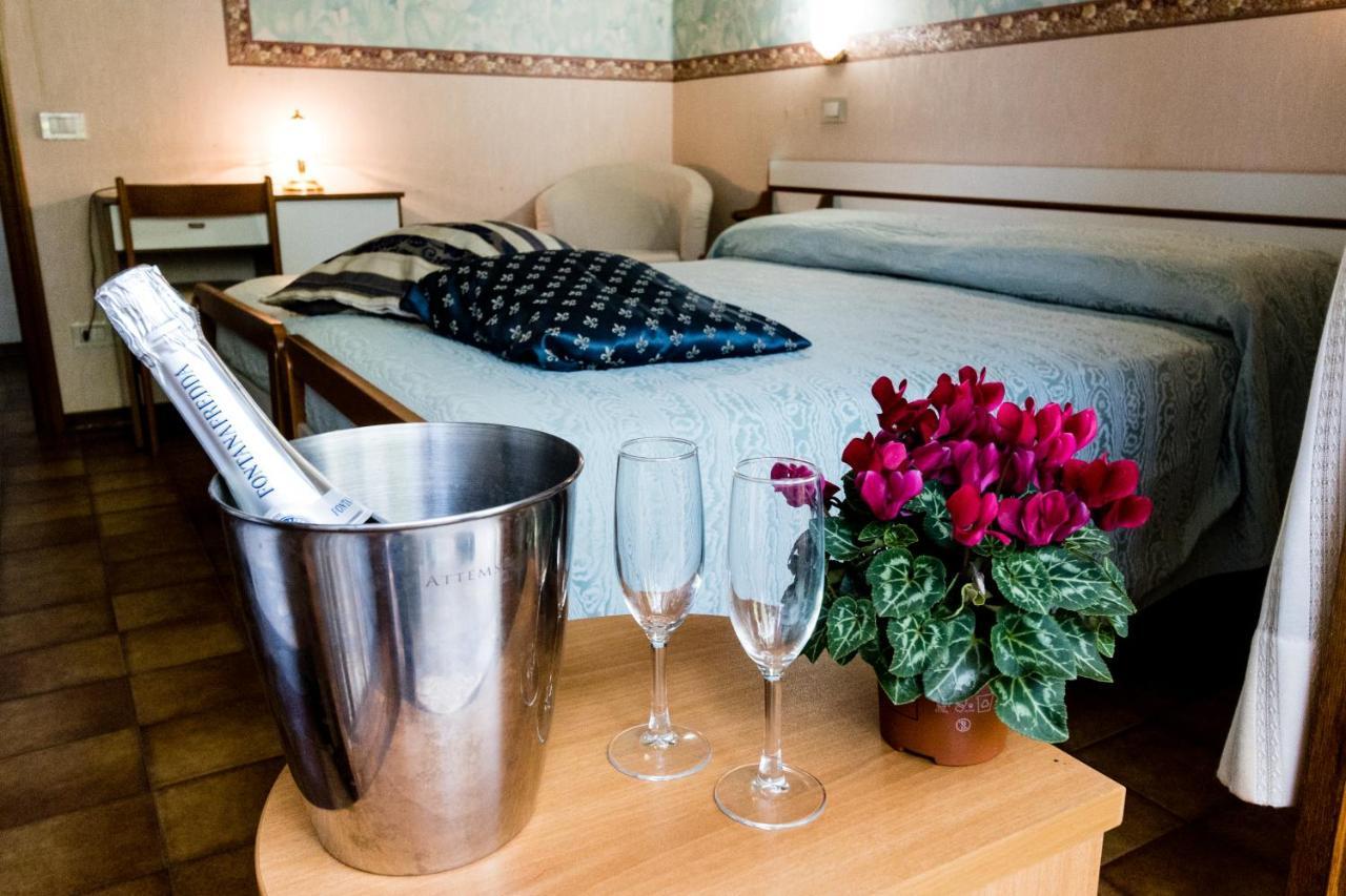 Da Elio Hotel Piegaro  Buitenkant foto